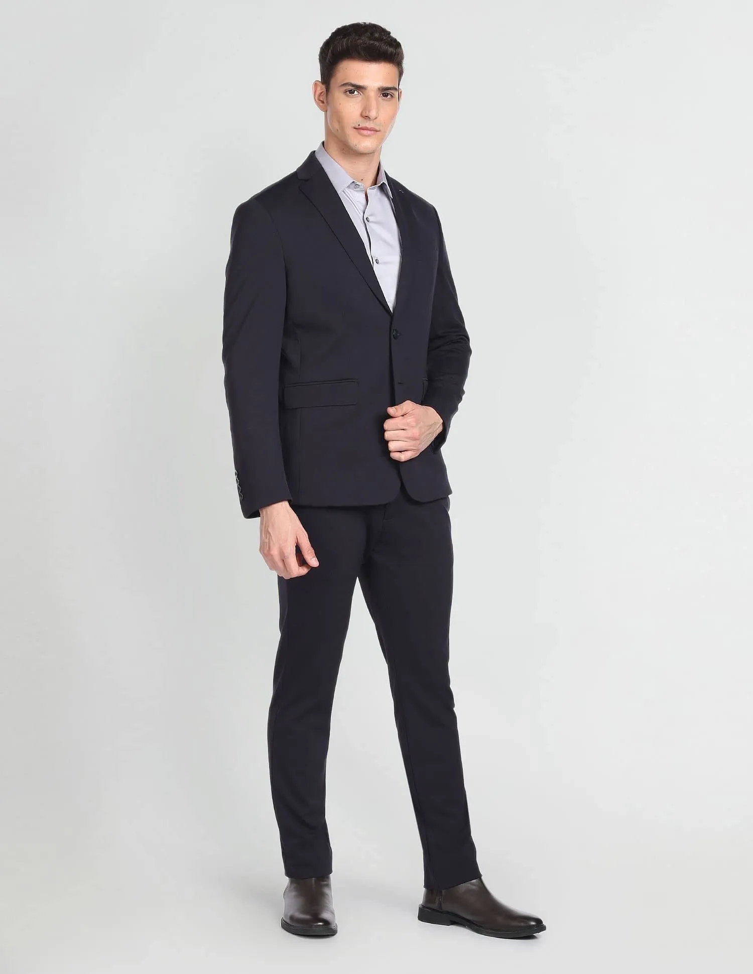 Arrow Men's Nylon Zero Calorie Slim Fit Knit Suit (ARAFSU5582_Navy