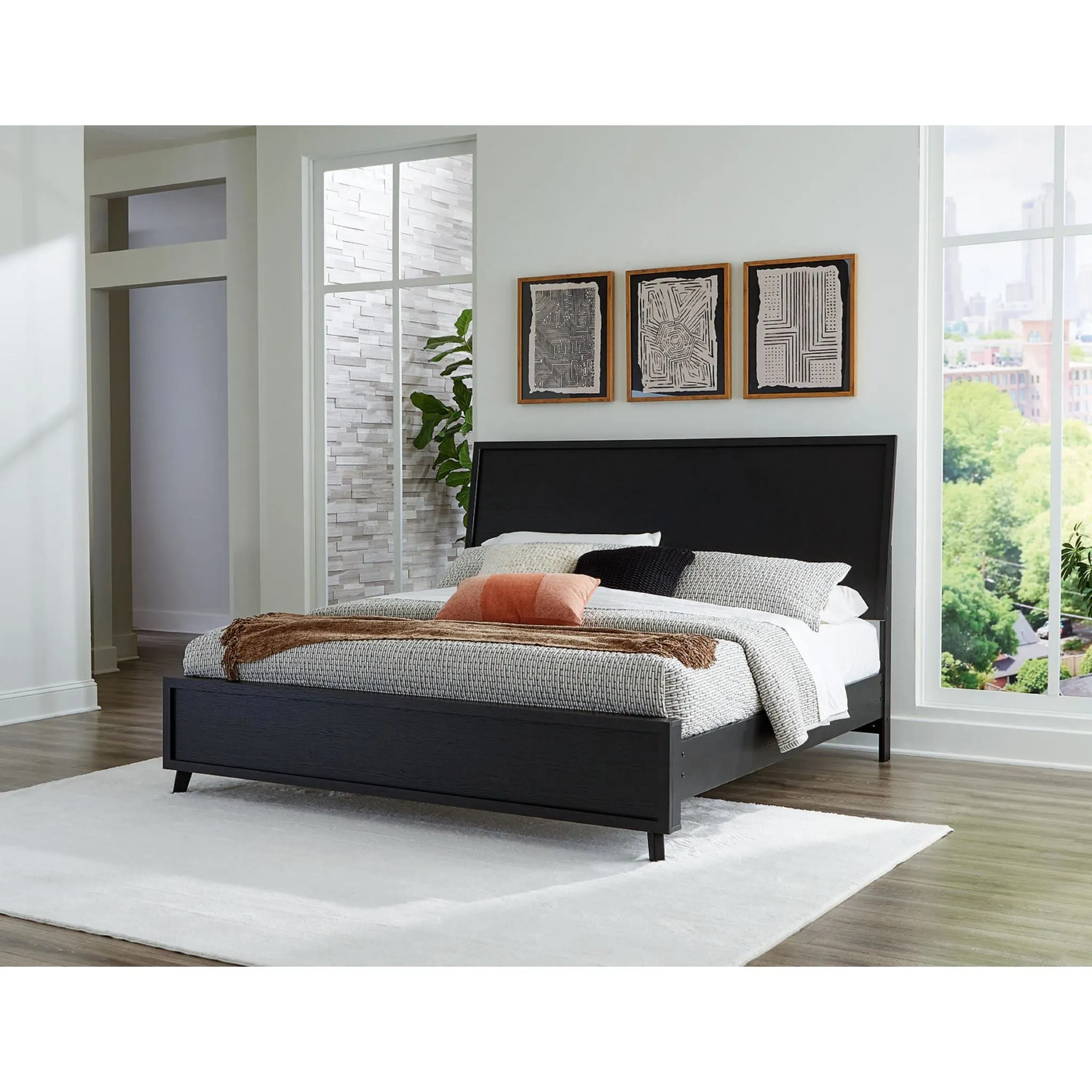 Danziar 5 Piece Platform Bedroom