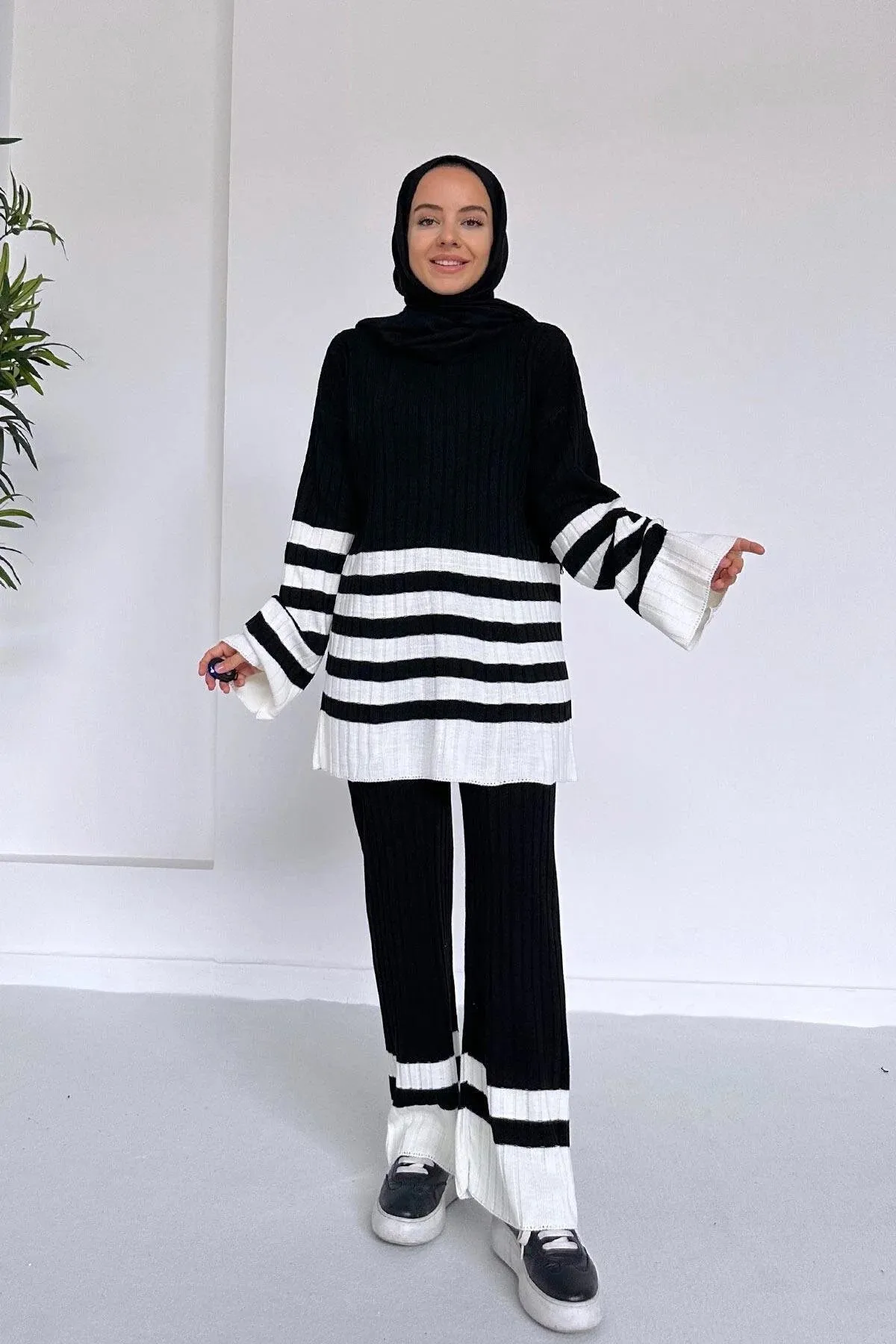 Ka Hijab Women's Double Color Striped Knitwear Set Hijabs