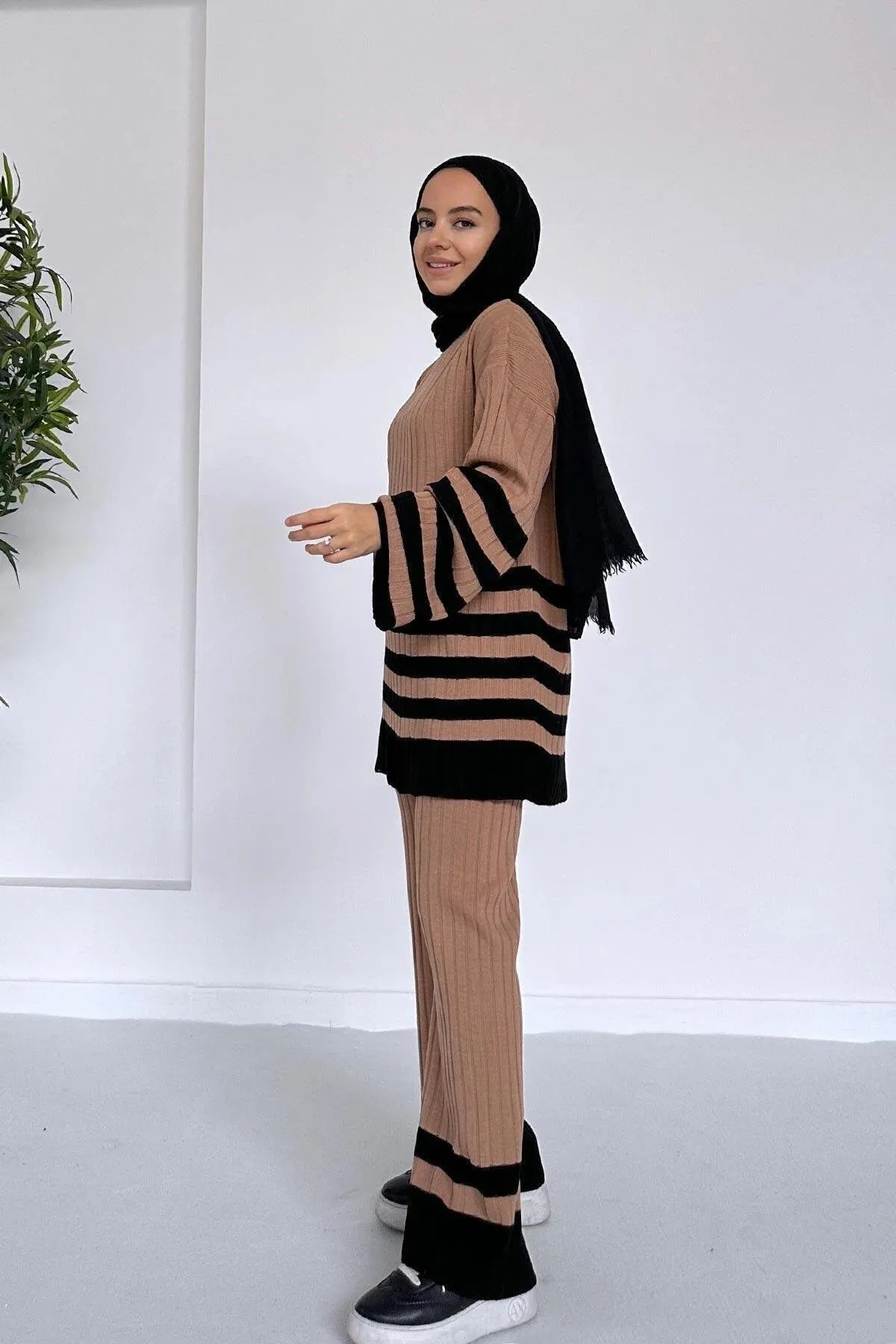 Ka Hijab Women's Double Color Striped Knitwear Set Hijabs