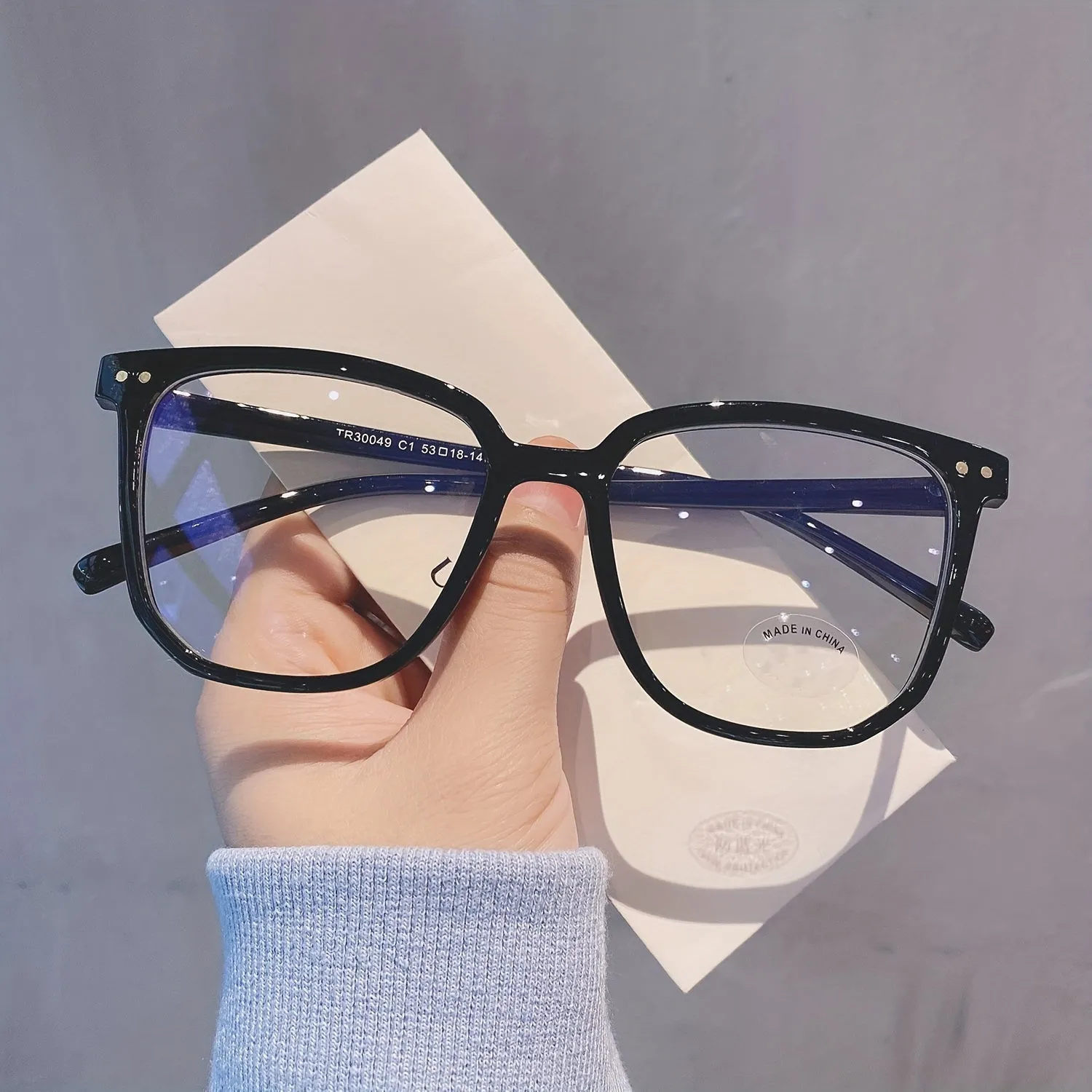 Stylish Unisex Blue Light Blocking Eyeglasses for Casual Gaming