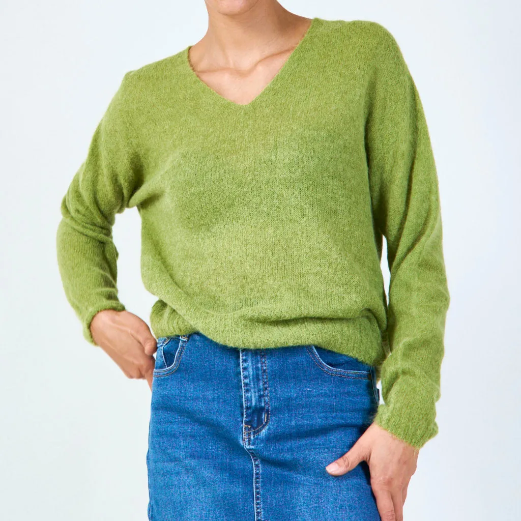 V-neck long sleeve sweater wholesale